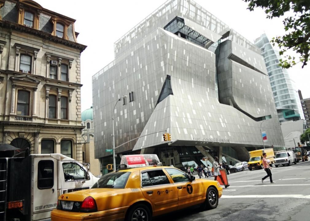 Best colleges in big cities
